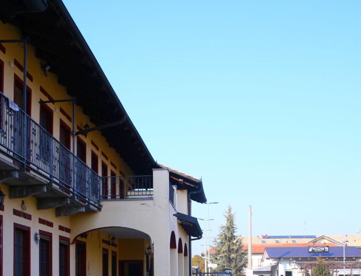 Albergo Vecchio Pavone Borgaro Torinese Eksteriør billede